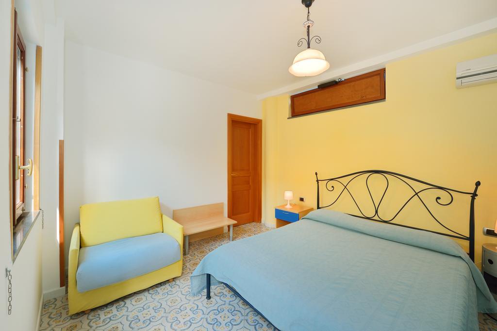 La Capannina Panzió Procida Szoba fotó